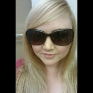 Meet your Posher, Ashley